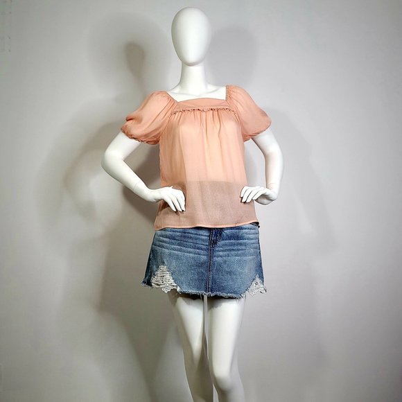 LOVE, FIRE Puff Sleeves - Picture 4 of 9